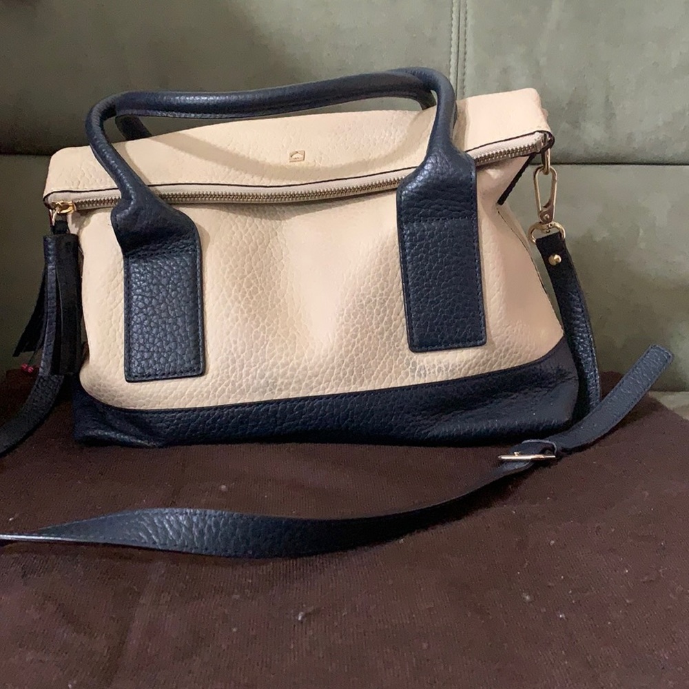 Kate Spade Southport Avenue off white/navy purse